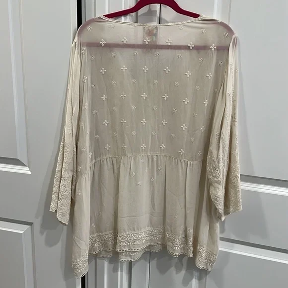 Johnny Was Classic, Vintage Ivory Embroidered Sheer Top, NWT - Picture 6 of 6